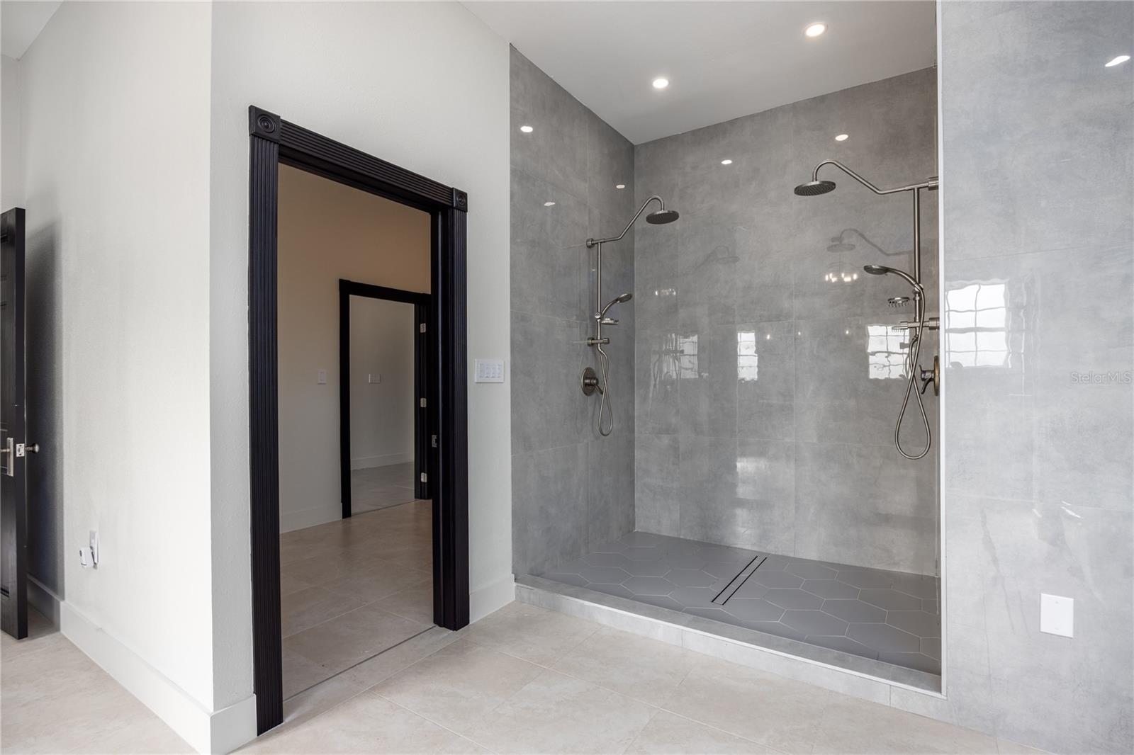 Image 20 of 89 For 12456 155th Place