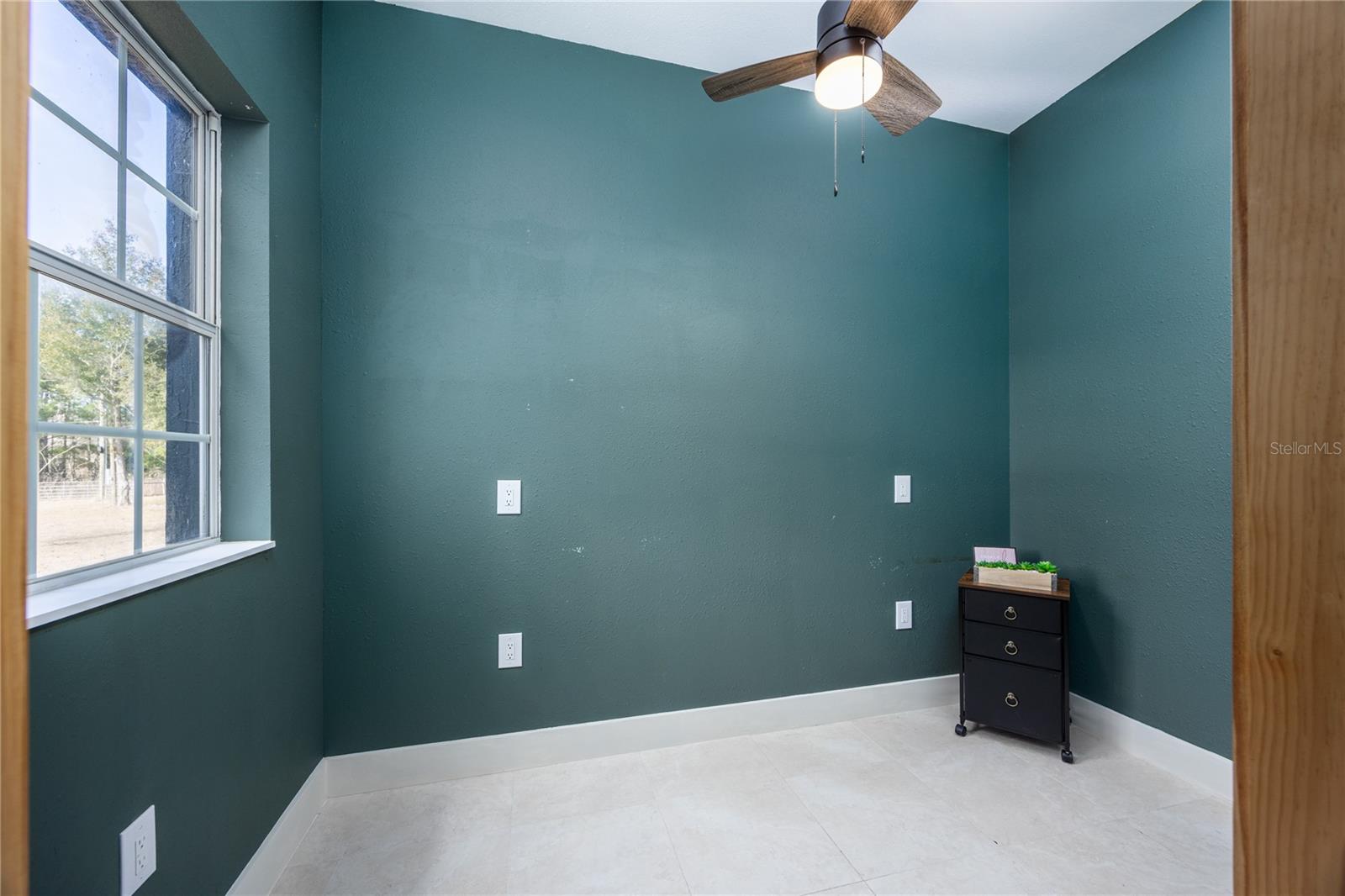 Image 37 of 89 For 12456 155th Place