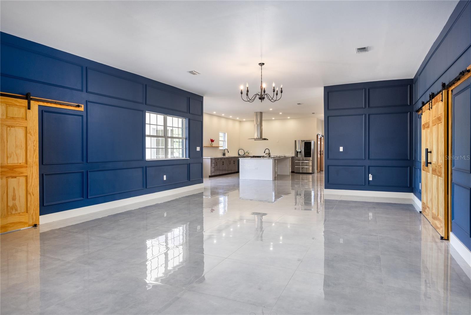 Image 39 of 89 For 12456 155th Place