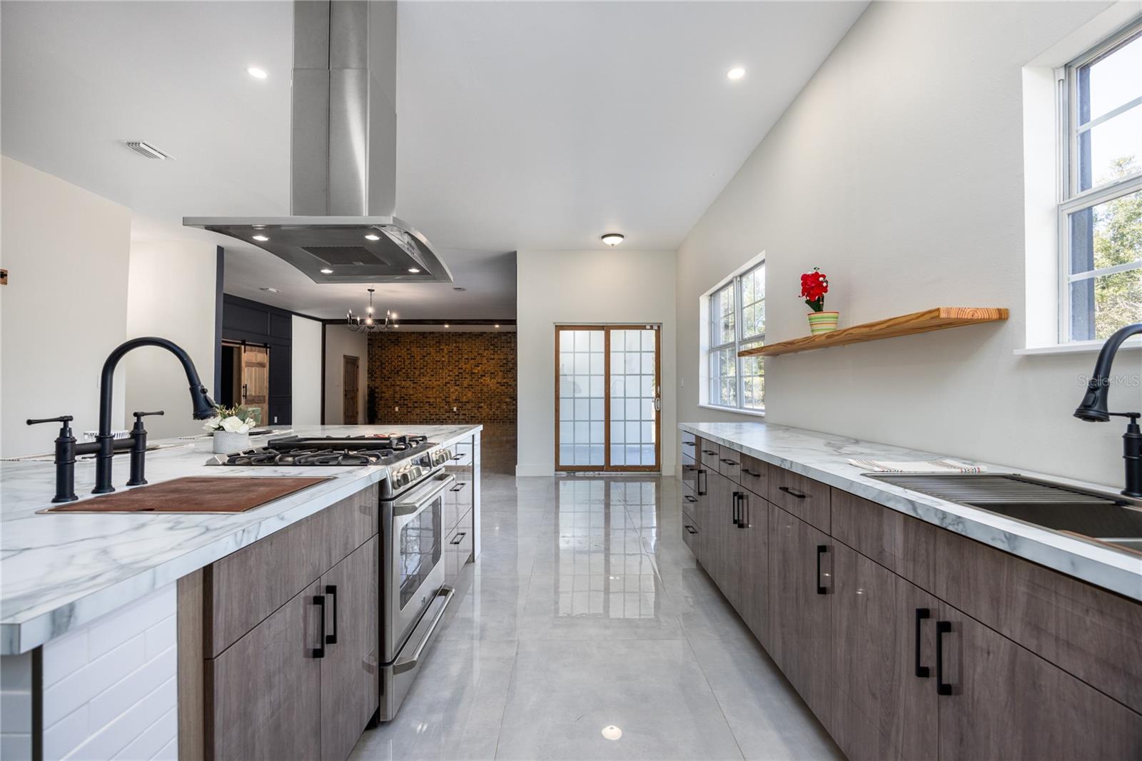 Image 4 of 89 For 12456 155th Place