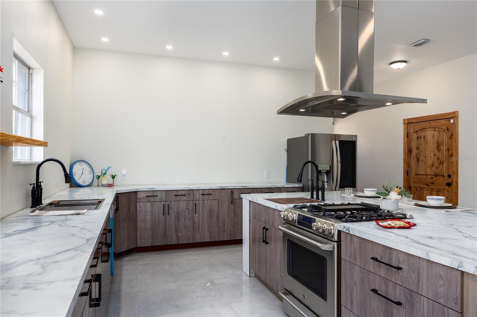 Image 44 of 89 For 12456 155th Place