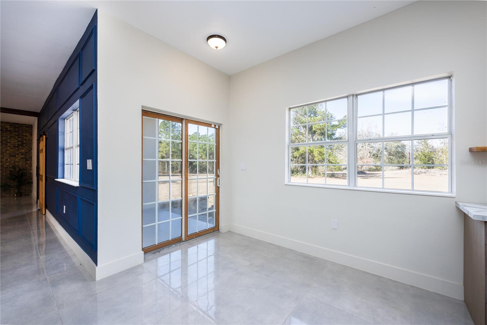 Image 47 of 89 For 12456 155th Place