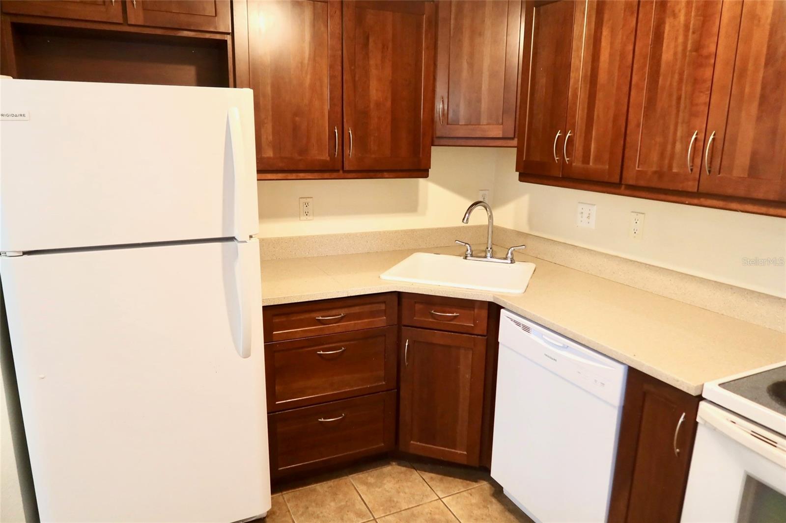 Image 5 of 11 For 2704 1st Avenue