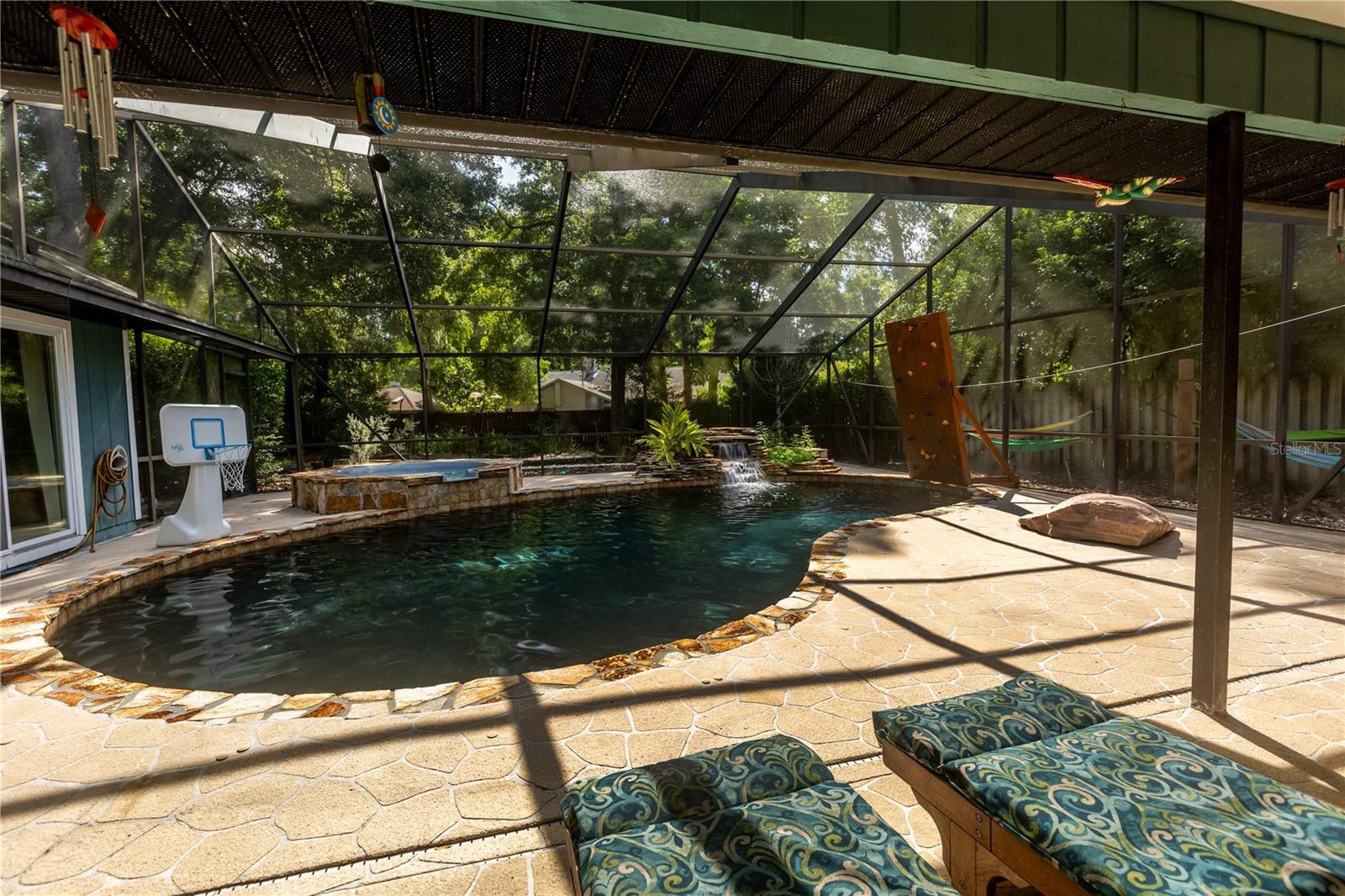 Image 27 of 40 For 2921 24th Terrace