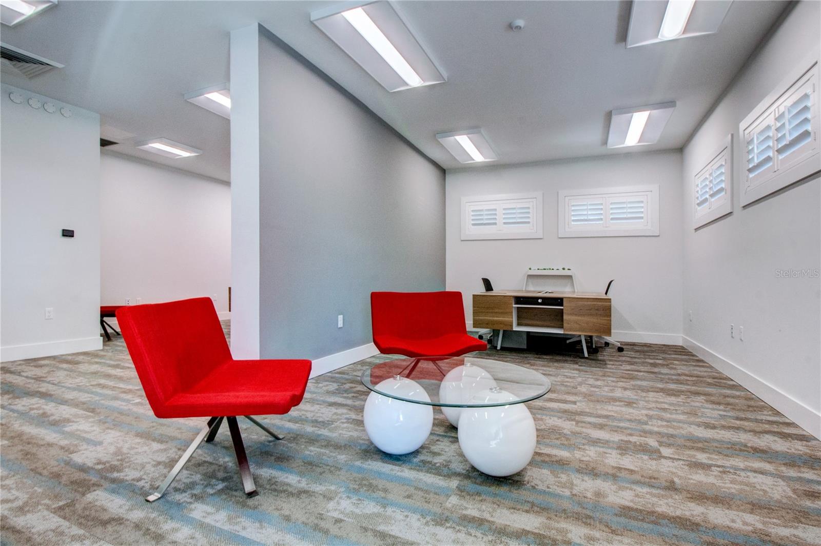 Image 5 of 8 For 225 7th Terrace 40