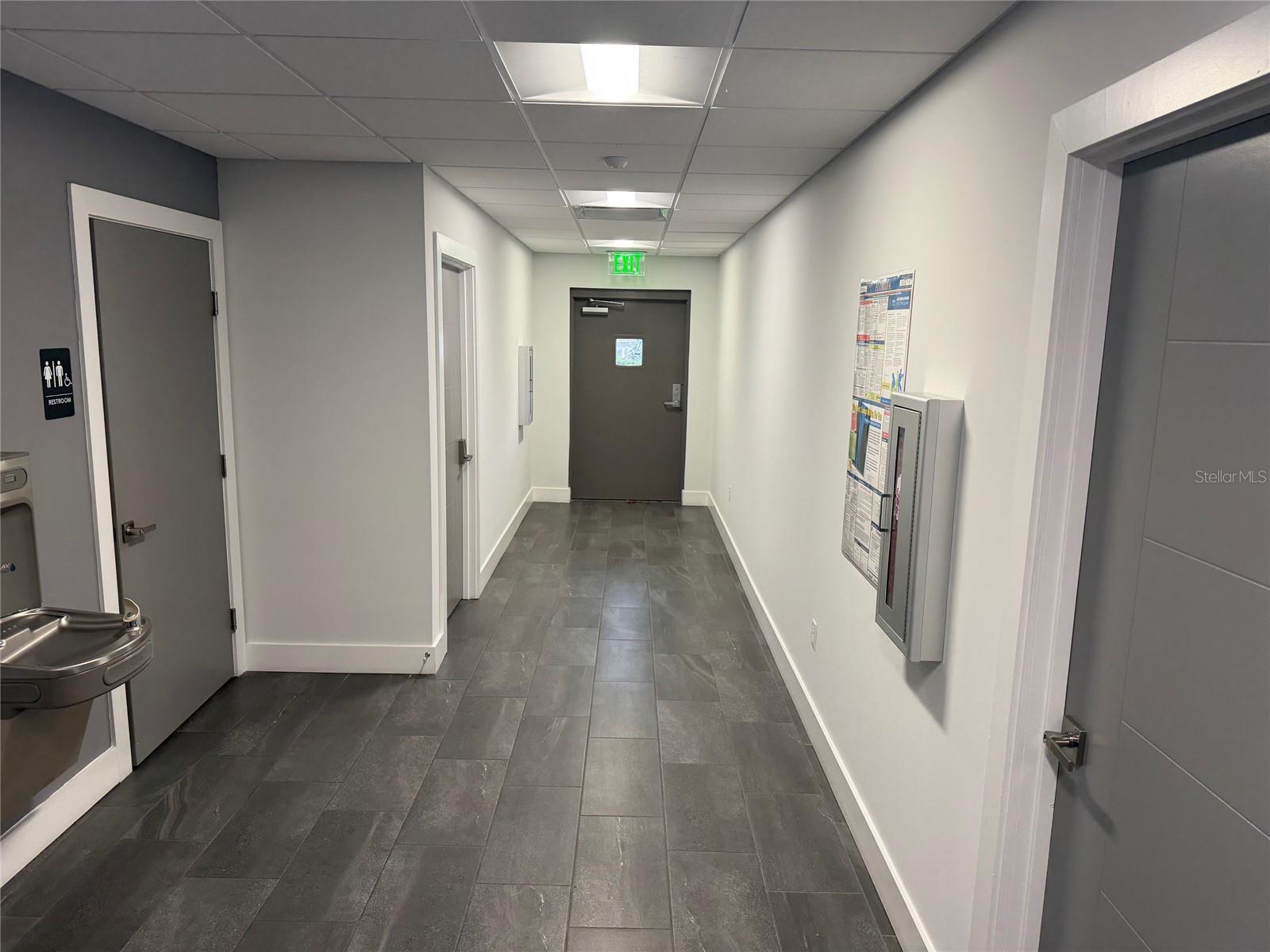 Image 7 of 8 For 225 7th Terrace 40