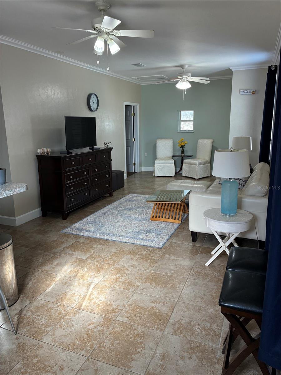 Image 20 of 39 For 11609 62nd Place