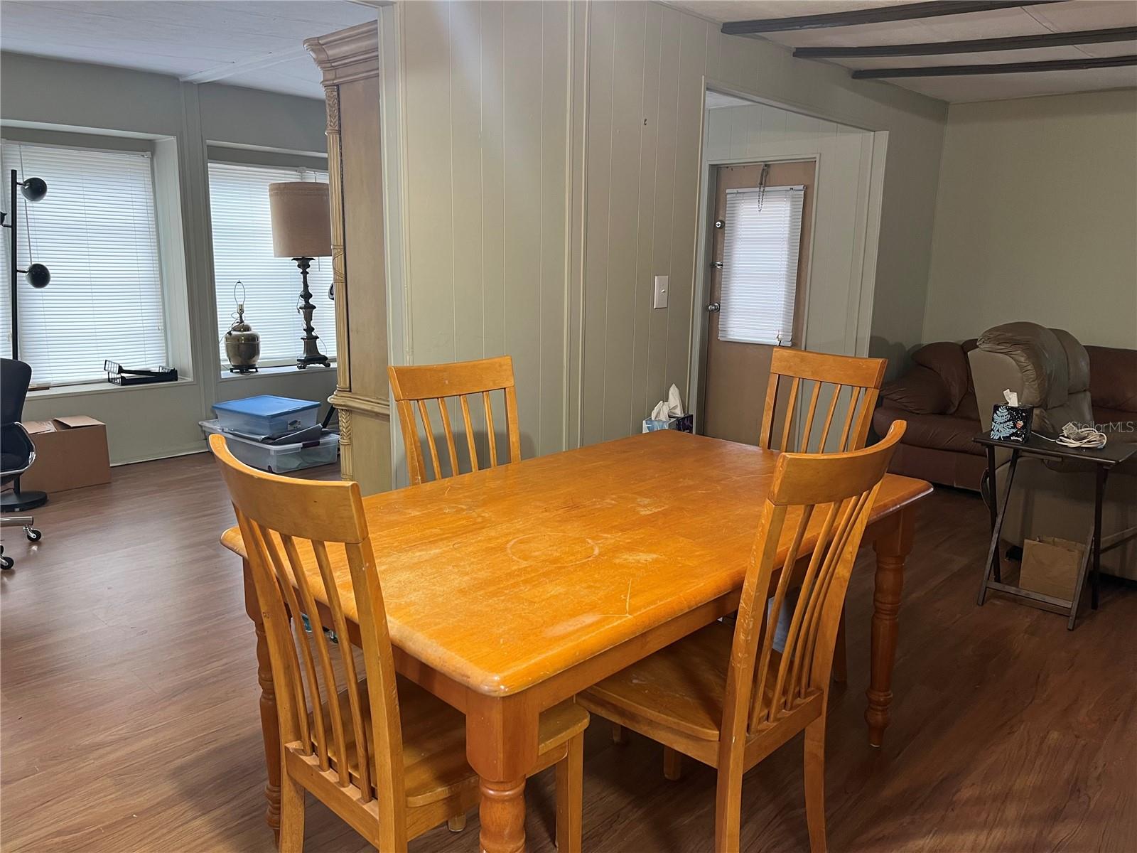 Listing photo id 20 for 20140 27th Street