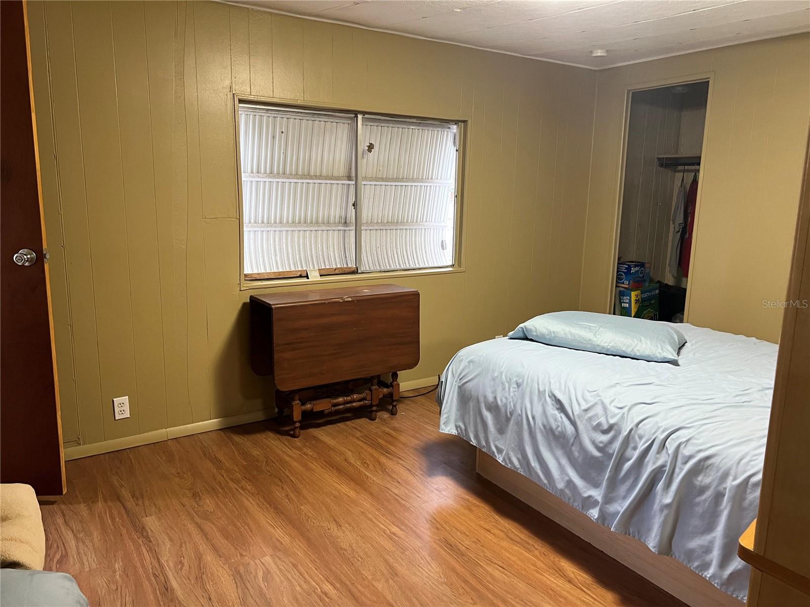 Listing photo id 24 for 20140 27th Street