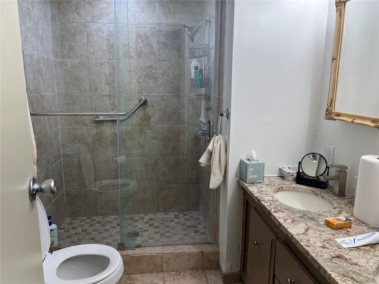 Listing photo id 27 for 20140 27th Street