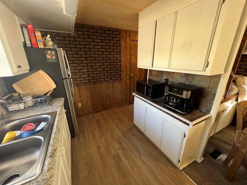 Image 10 of 24 For 556 County Road 219