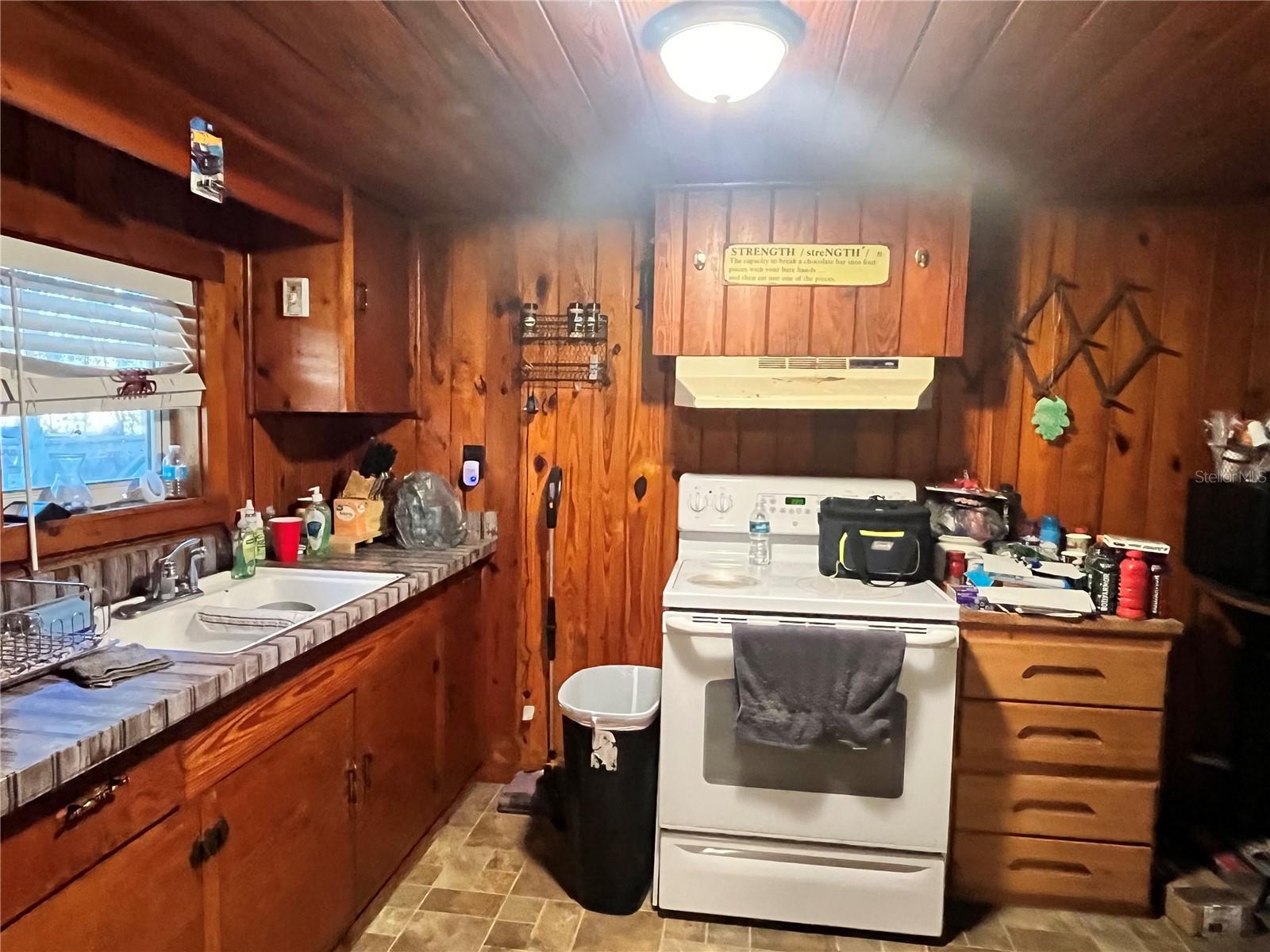 Image 12 of 15 For 10507 Prospect Avenue