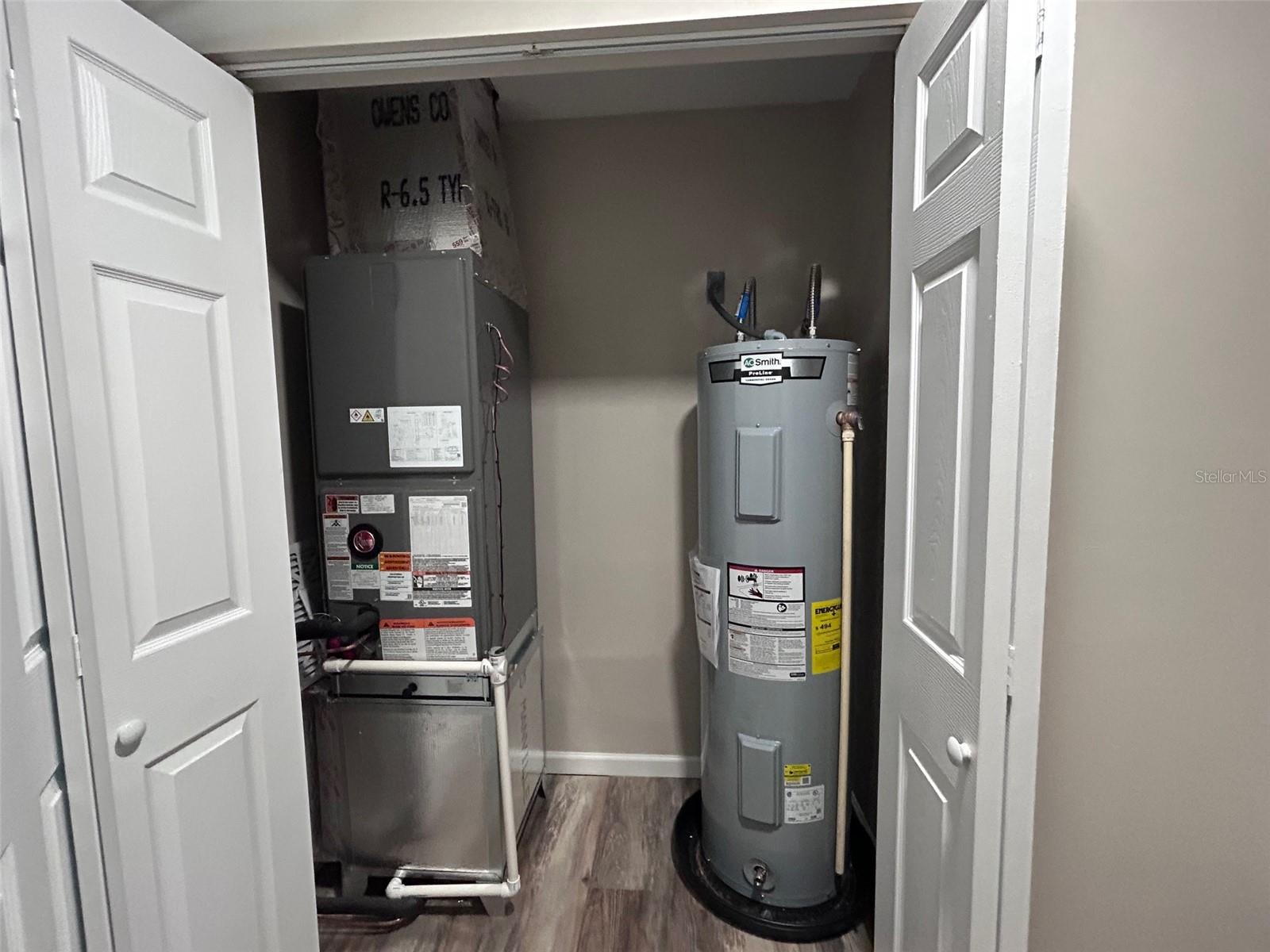 Image 6 of 11 For 570 5th Street