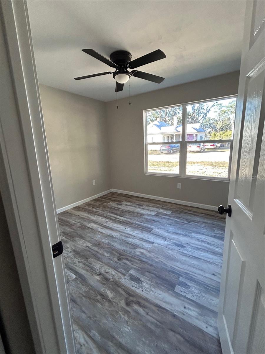 Image 8 of 11 For 570 5th Street