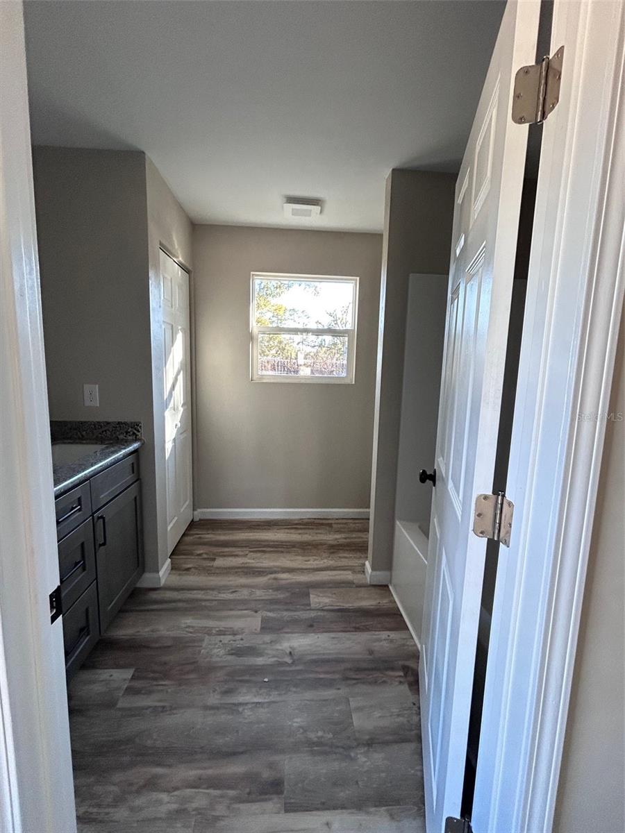 Image 9 of 11 For 570 5th Street