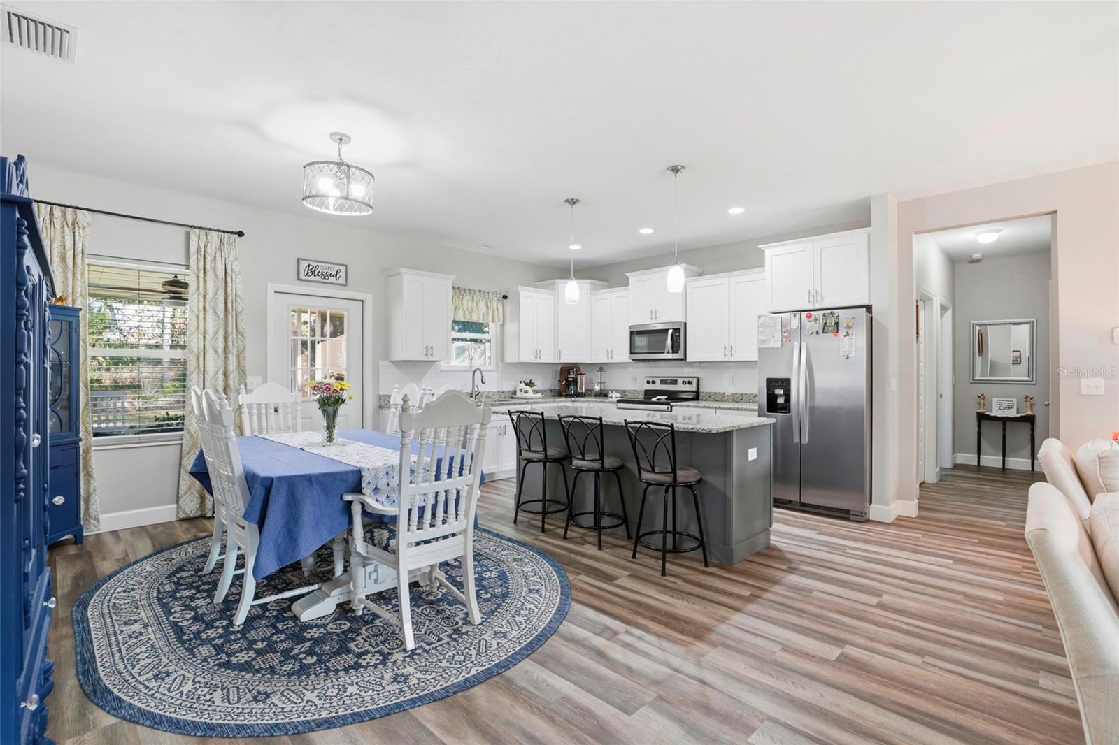 Image 11 of 47 For 9092 Maryann Drive