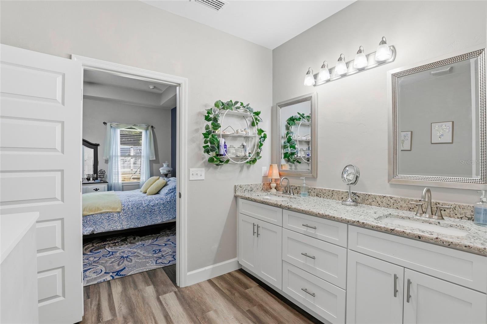 Image 16 of 47 For 9092 Maryann Drive