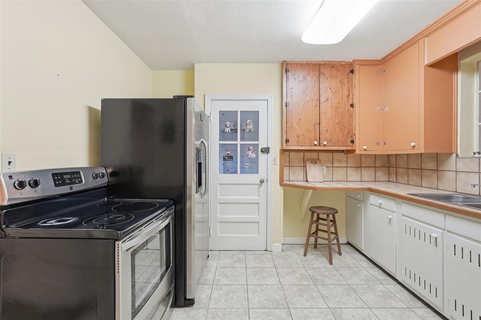 Image 22 of 42 For 1423 11th Road