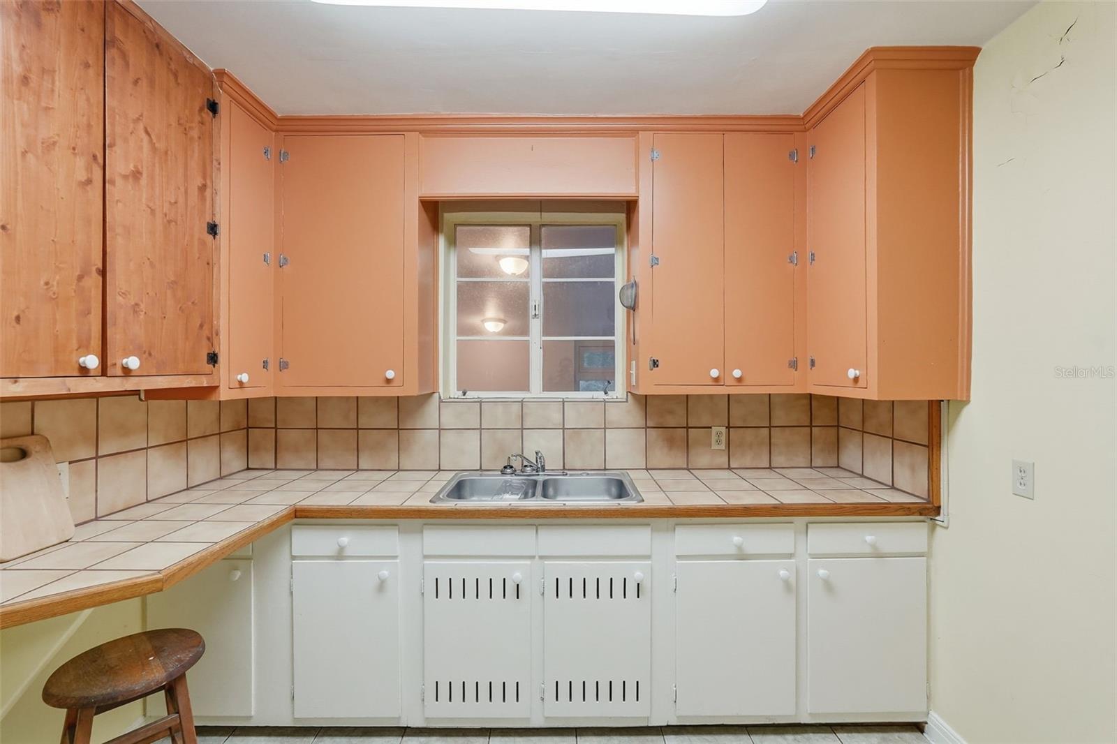 Image 24 of 42 For 1423 11th Road