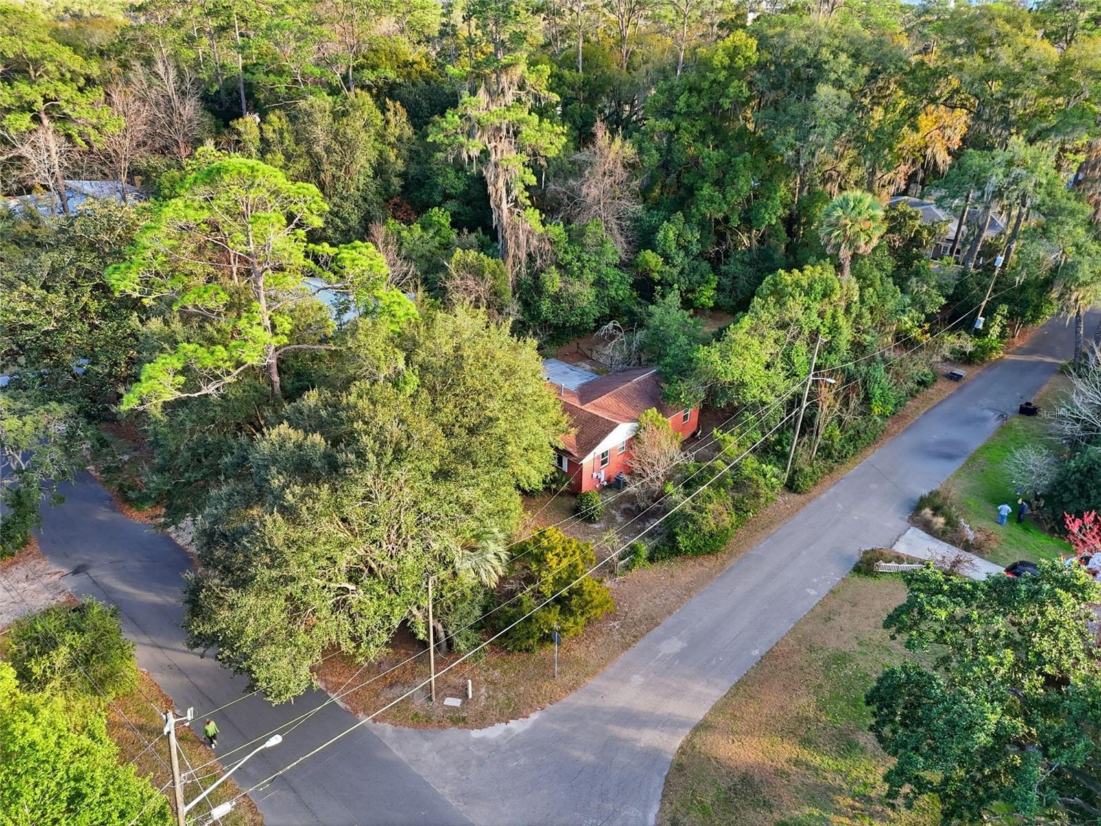 Image 26 of 42 For 1423 11th Road