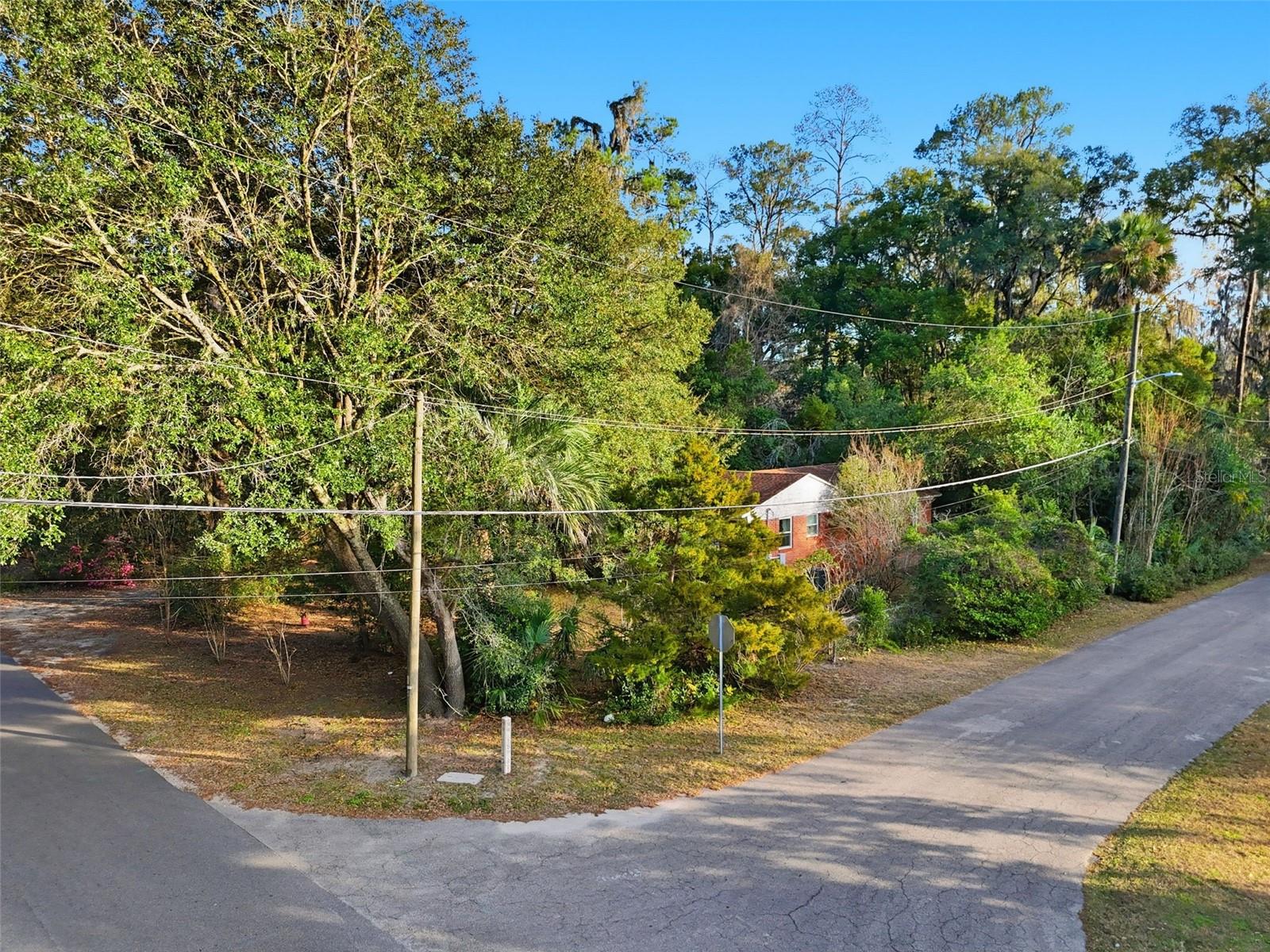 Image 27 of 42 For 1423 11th Road