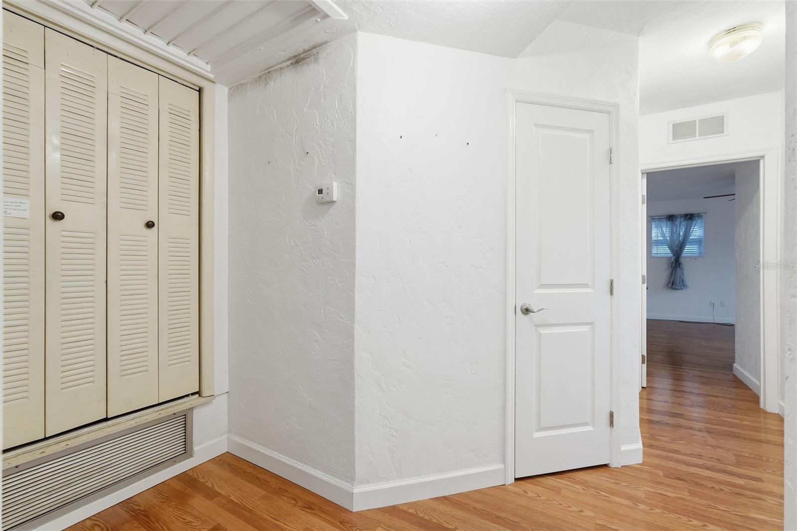 Image 6 of 42 For 1423 11th Road