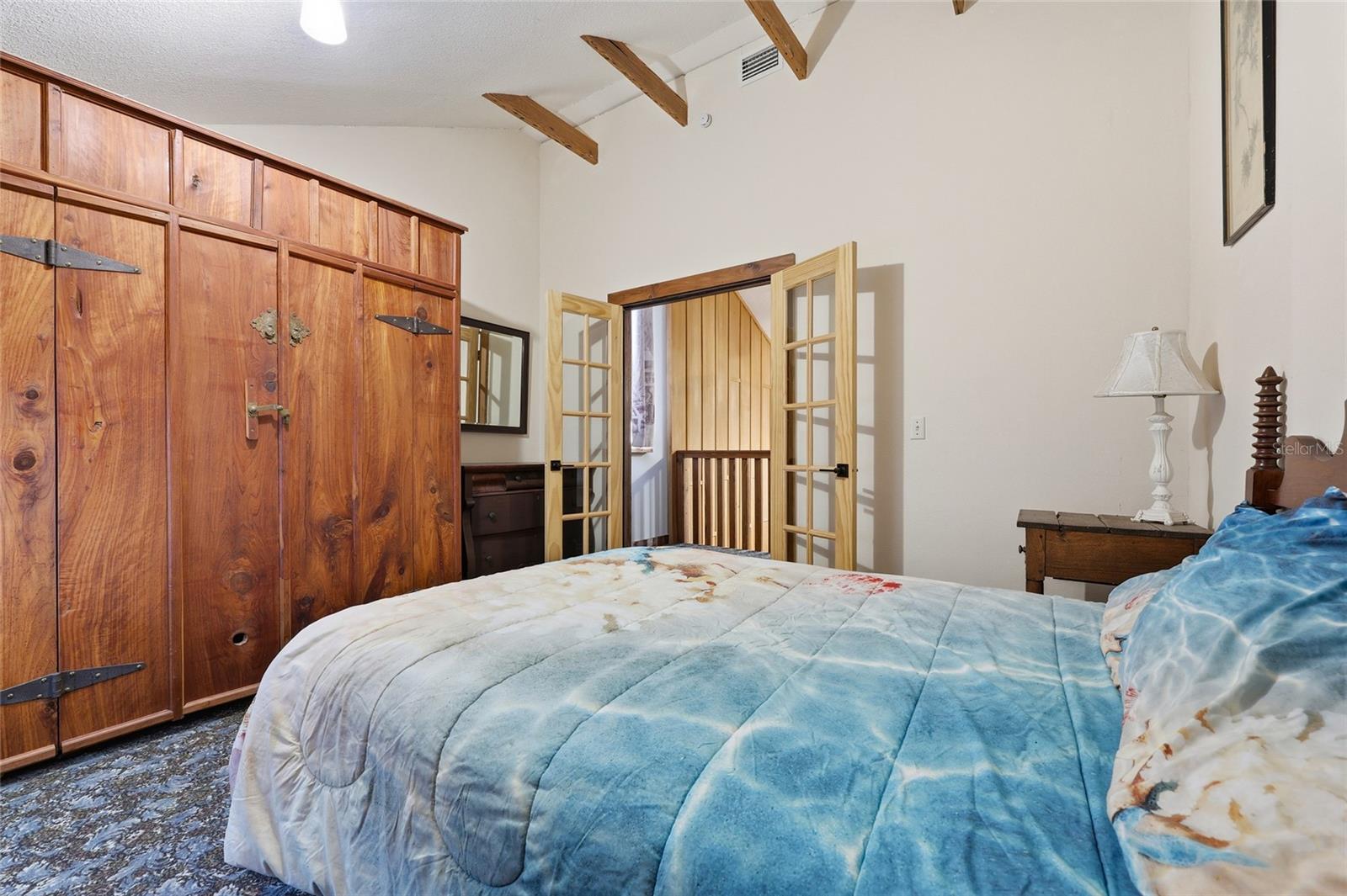 Image 19 of 32 For 317 Cedar Street Ne