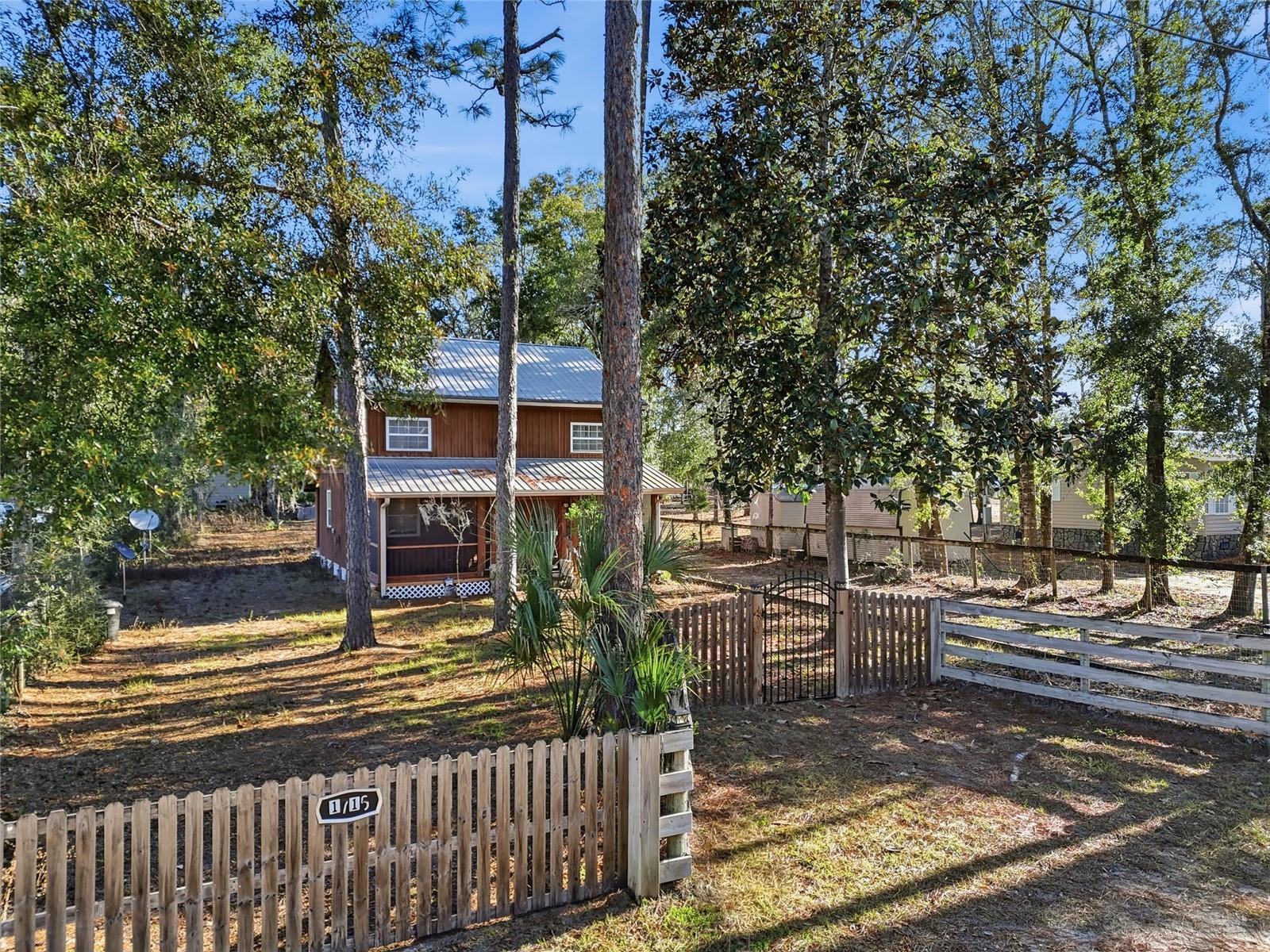 Image 26 of 32 For 317 Cedar Street Ne