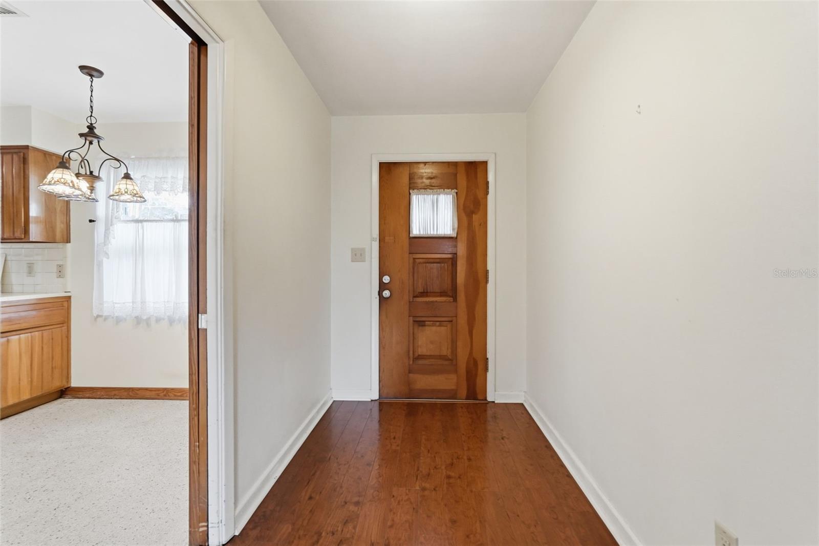 Image 16 of 47 For 1643 16th Avenue