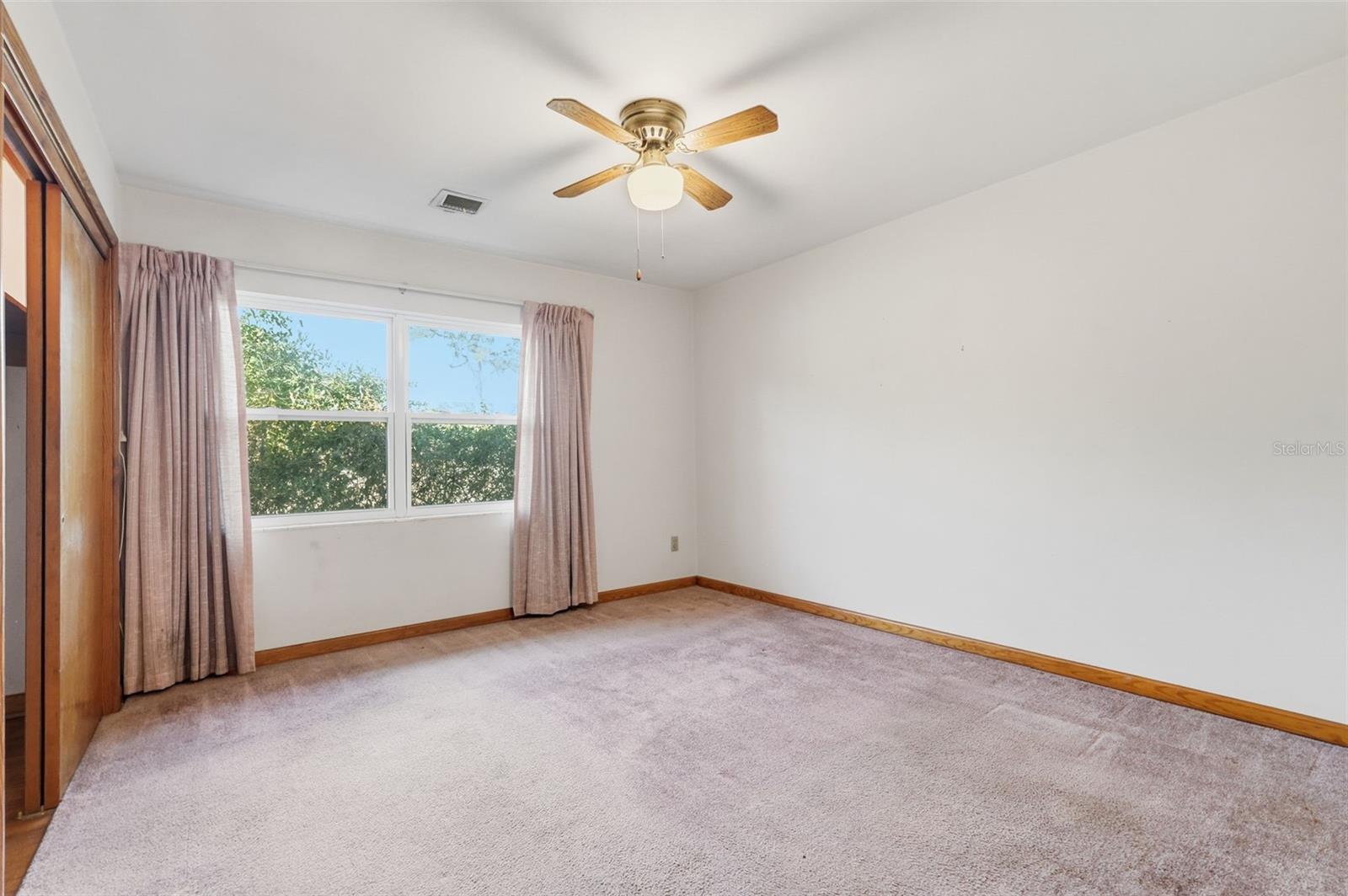 Image 26 of 47 For 1643 16th Avenue