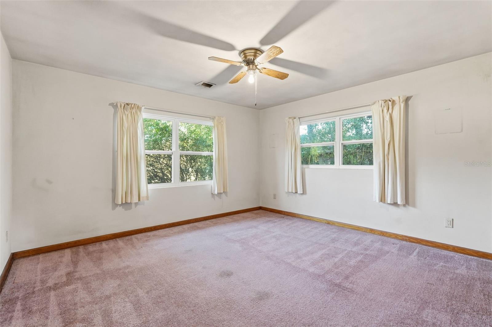 Image 29 of 47 For 1643 16th Avenue