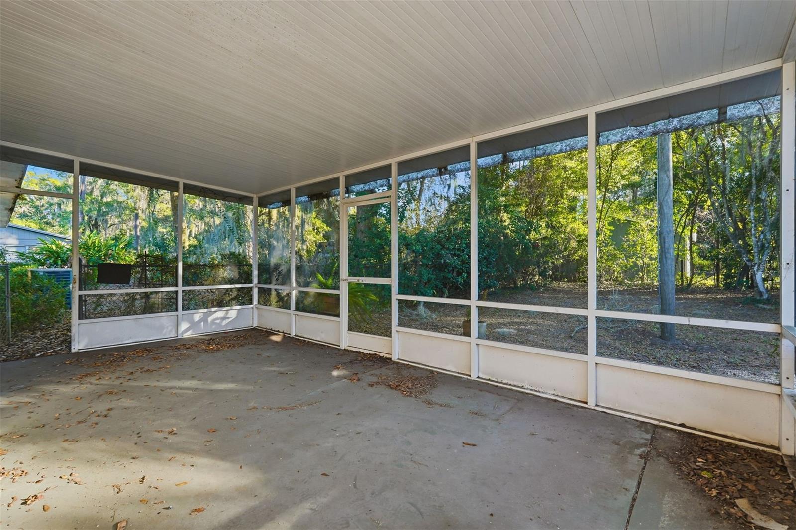 Image 34 of 47 For 1643 16th Avenue