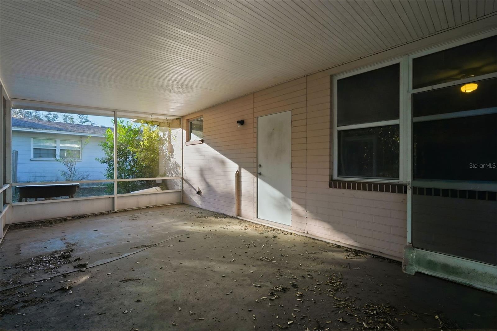 Image 35 of 47 For 1643 16th Avenue