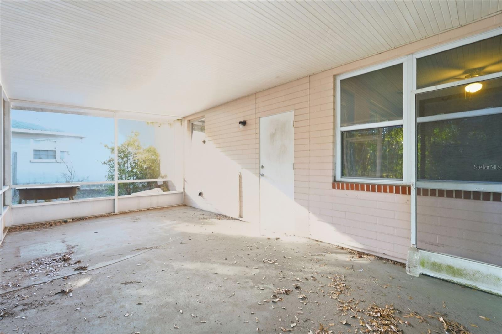 Image 36 of 47 For 1643 16th Avenue