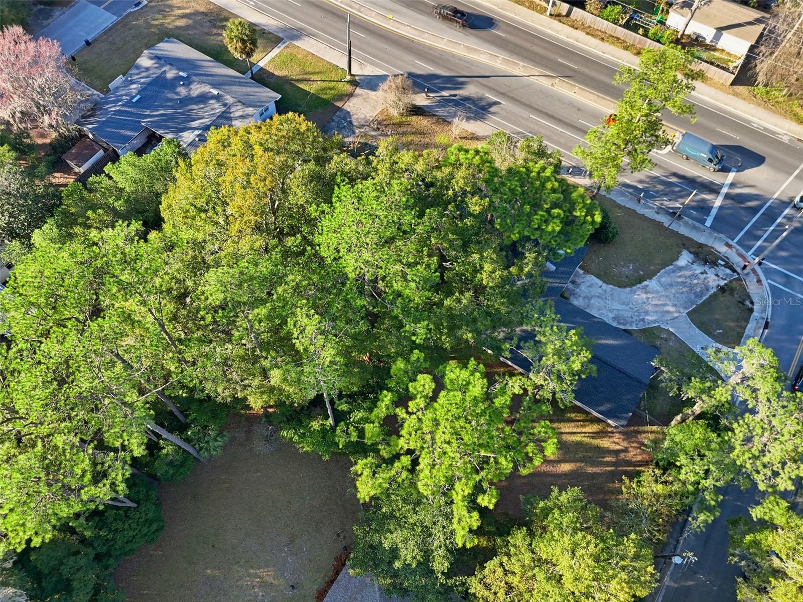 Image 44 of 47 For 1643 16th Avenue