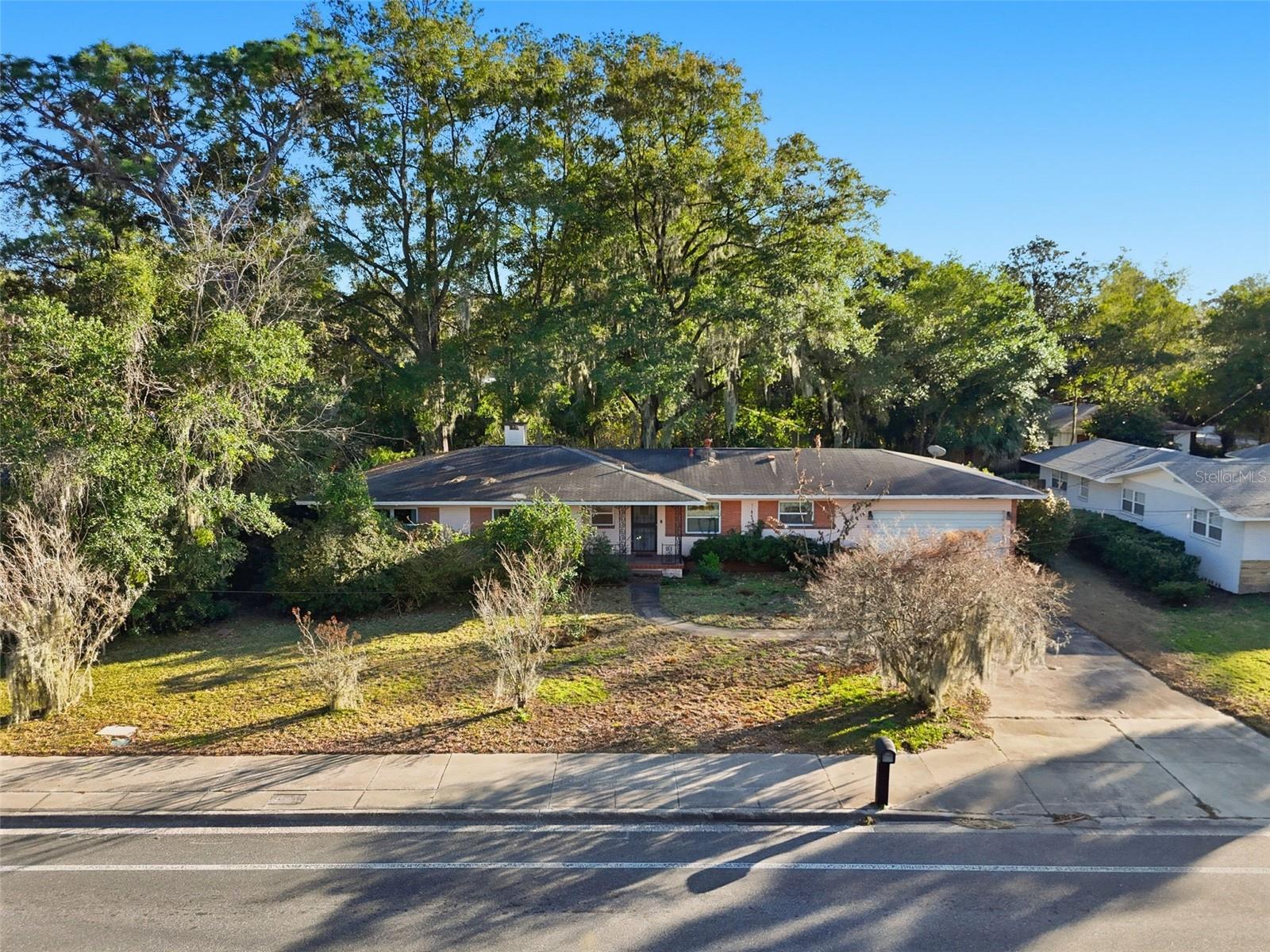 Image 5 of 47 For 1643 16th Avenue