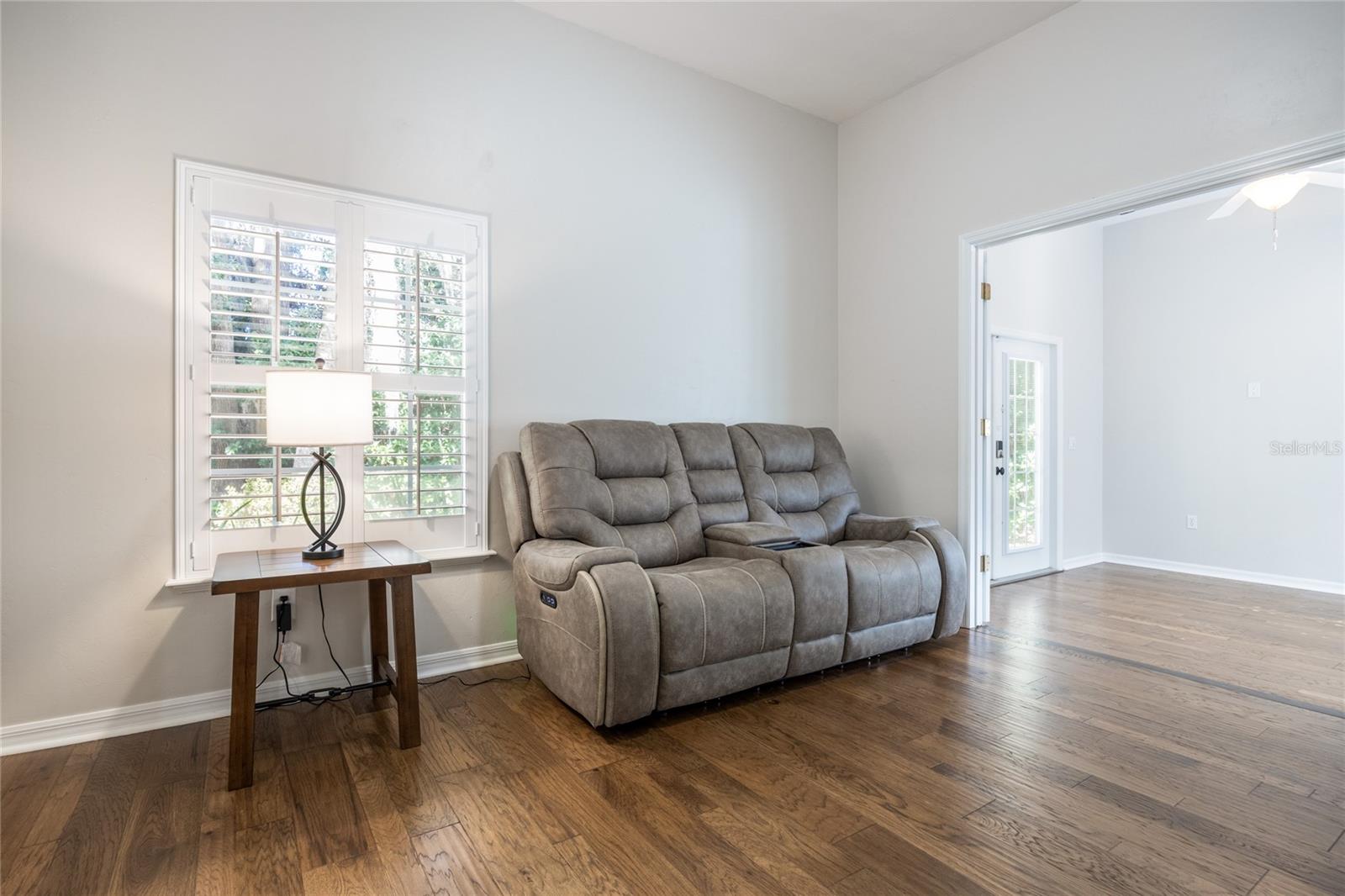 Image 29 of 83 For 7146 35th Avenue