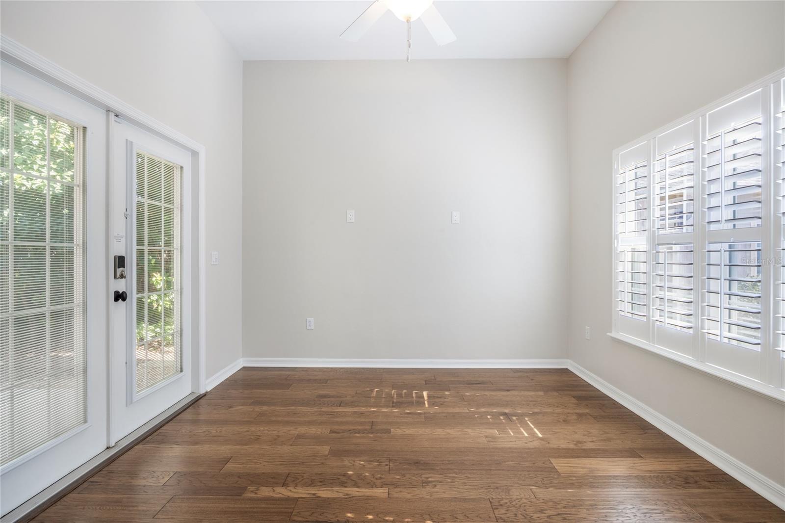 Image 31 of 83 For 7146 35th Avenue