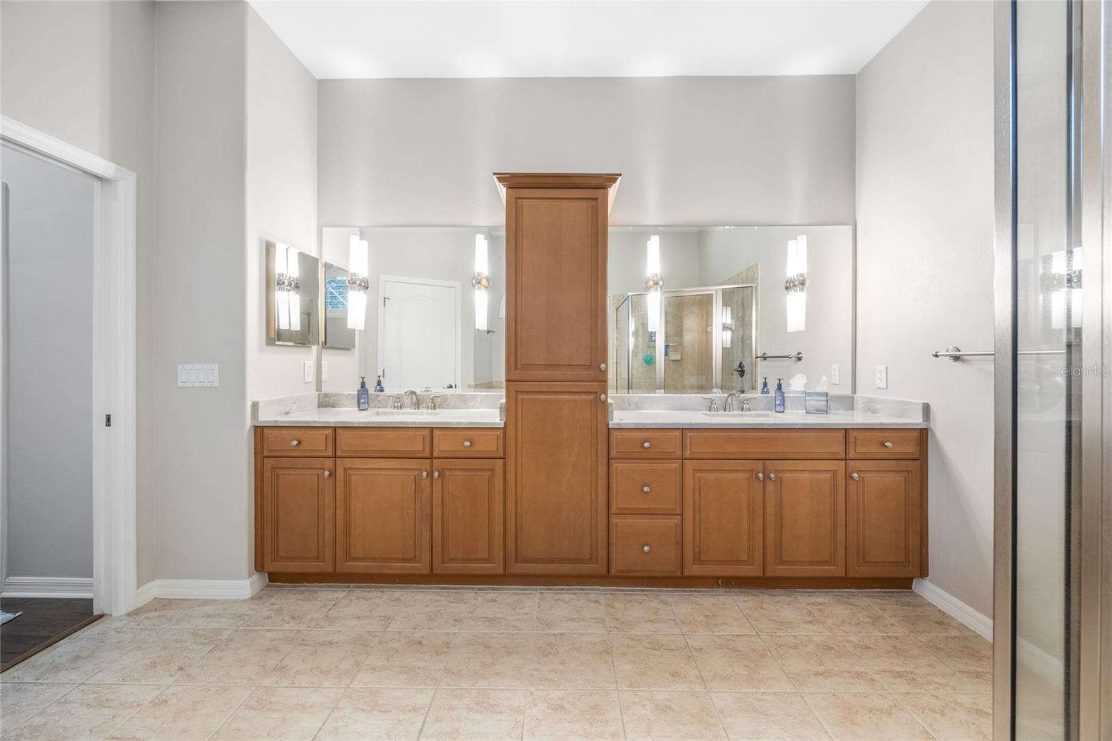 Image 45 of 83 For 7146 35th Avenue