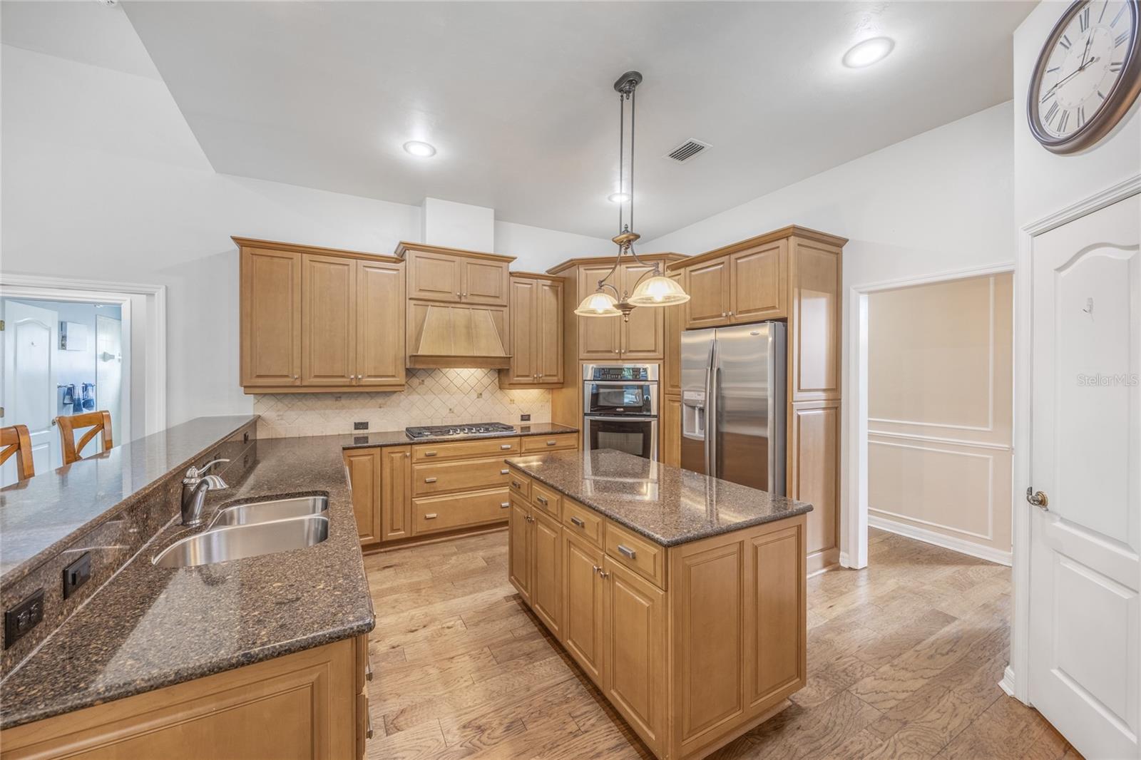 Image 5 of 83 For 7146 35th Avenue