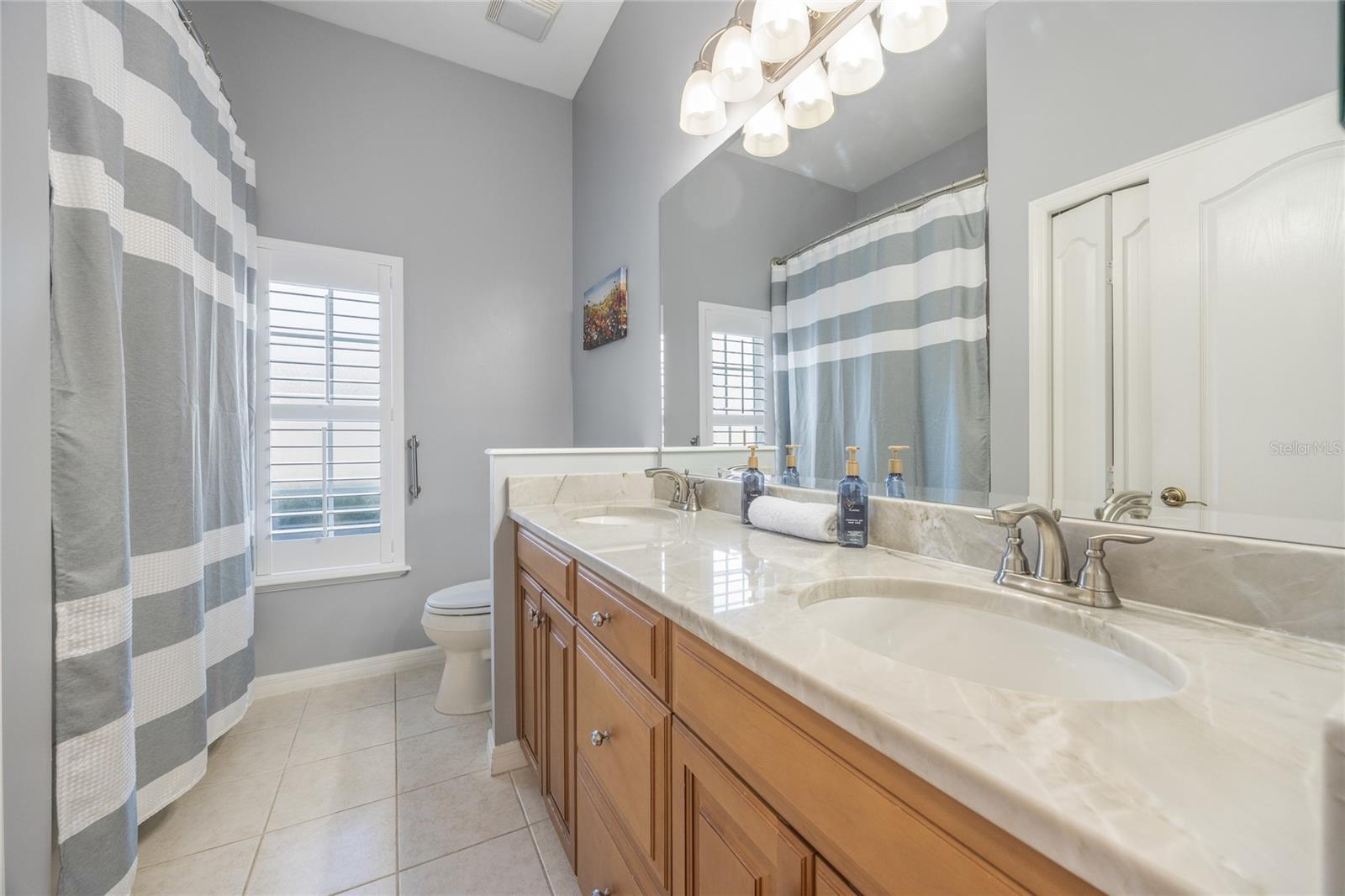 Image 53 of 83 For 7146 35th Avenue