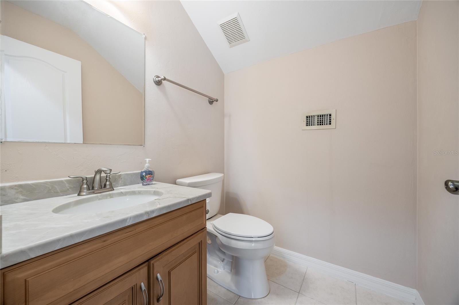 Image 63 of 83 For 7146 35th Avenue