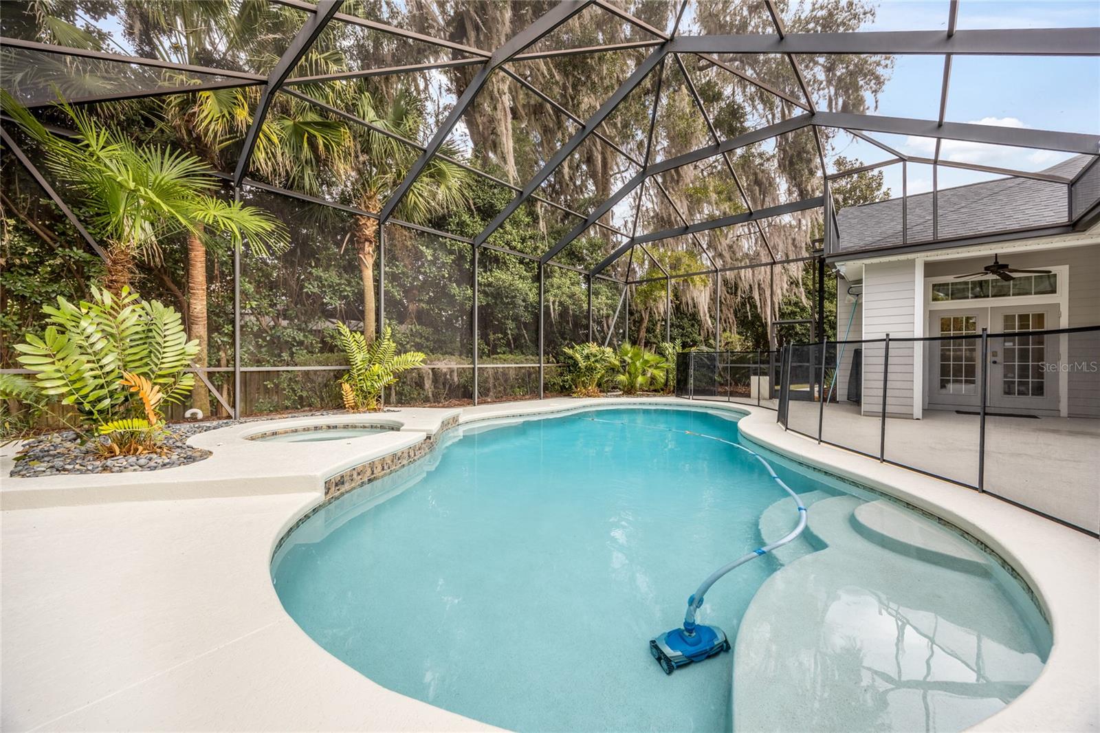 Image 71 of 83 For 7146 35th Avenue