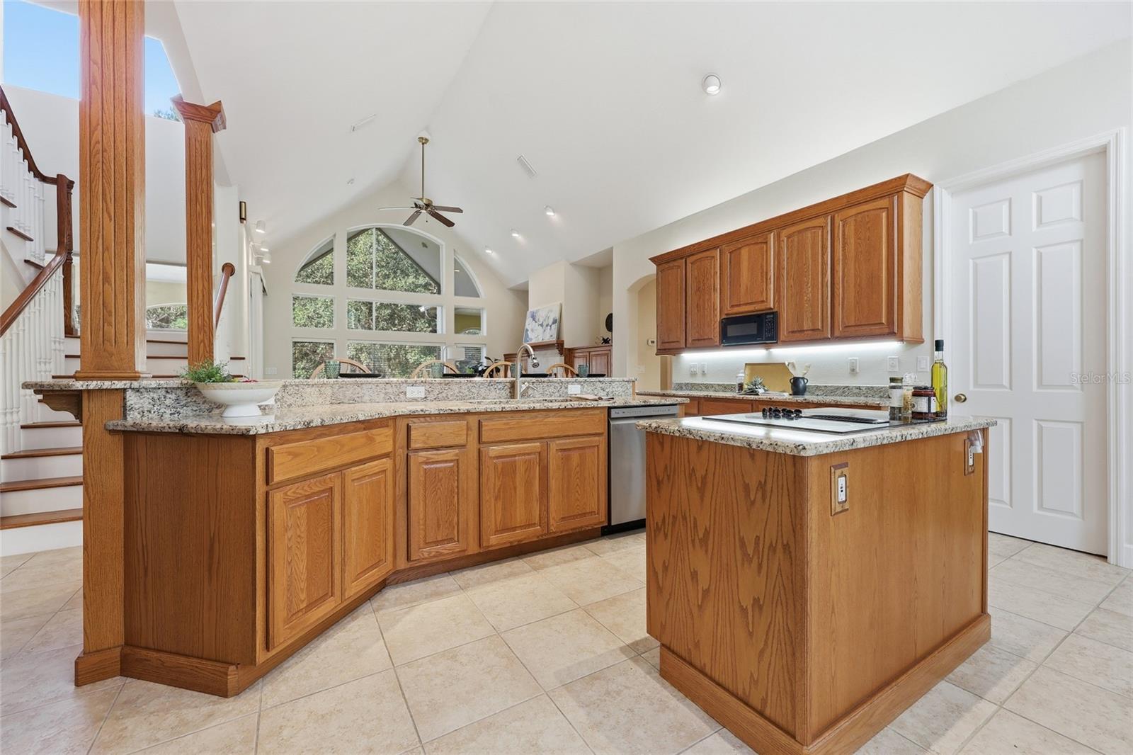 Image 10 of 44 For 18604 262 Avenue