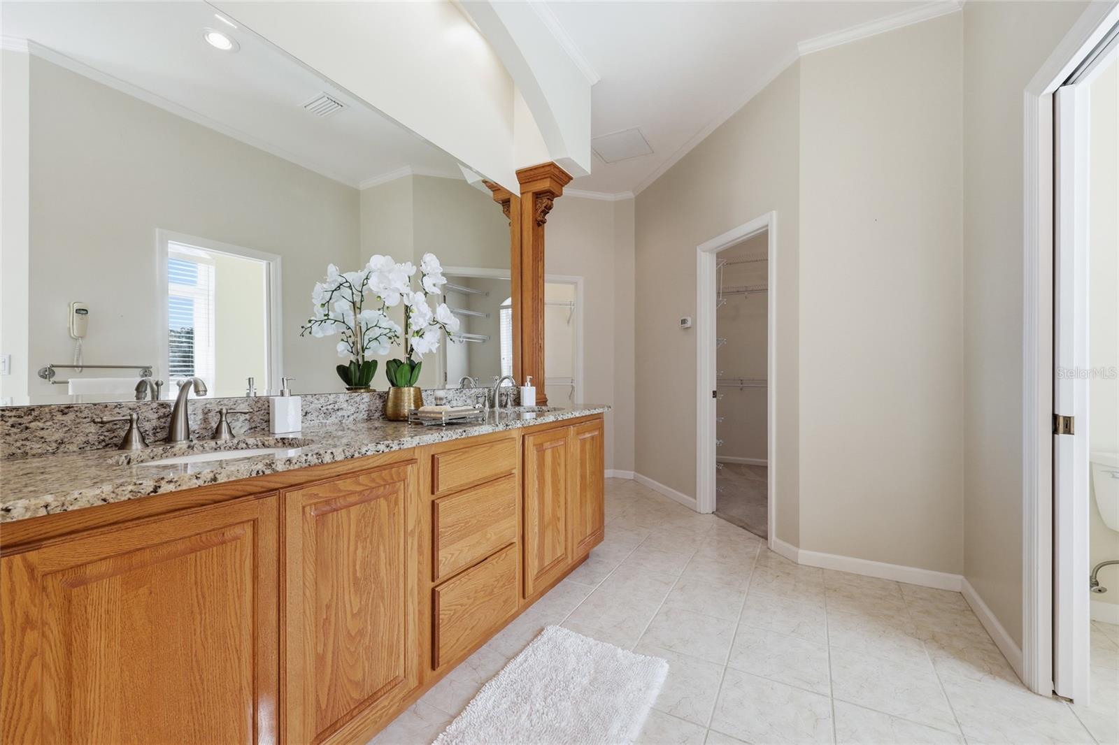 Image 21 of 44 For 18604 262 Avenue