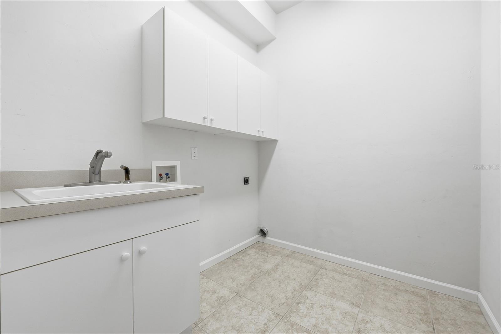 Image 32 of 44 For 18604 262 Avenue