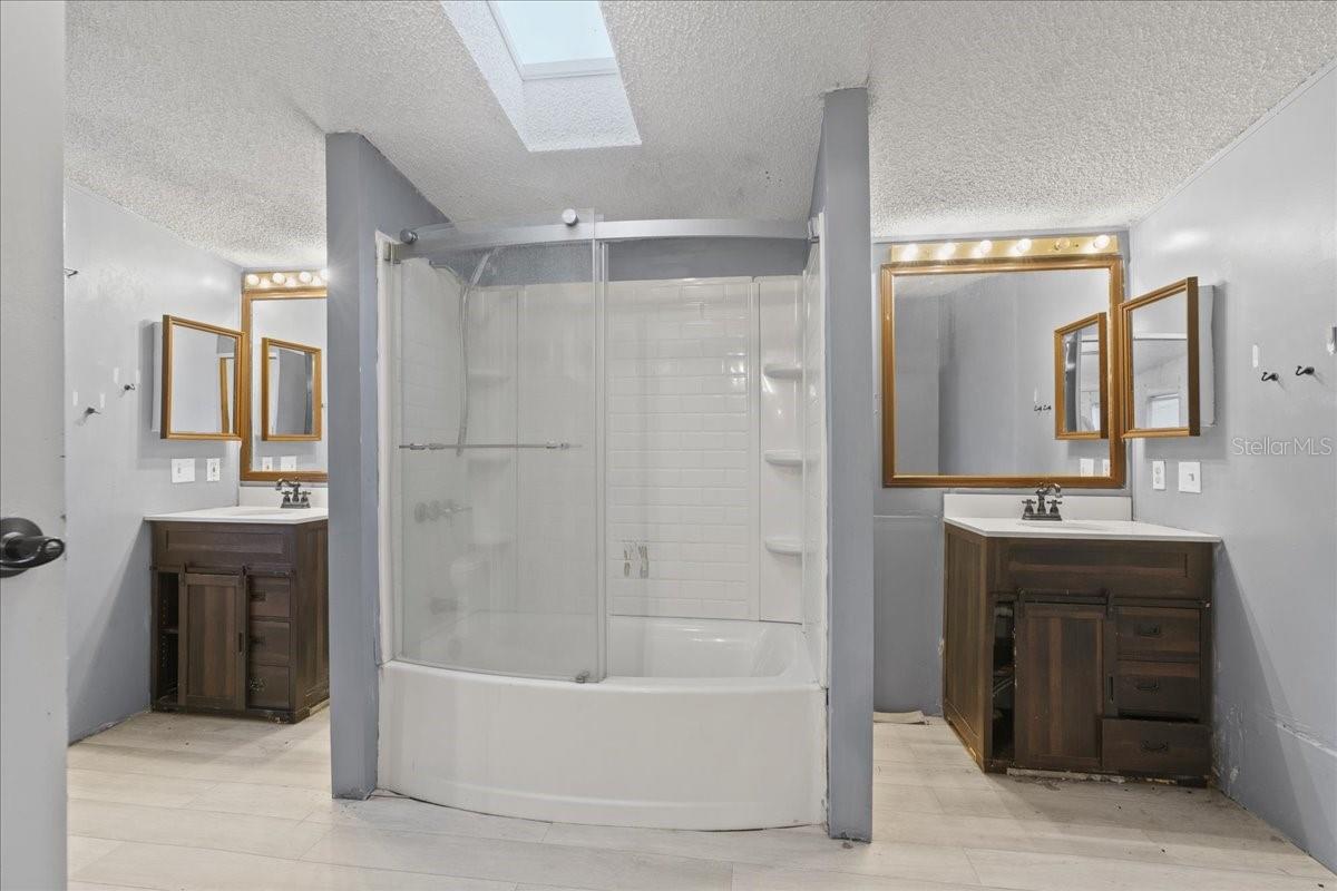 Image 29 of 66 For 19227 187th Avenue