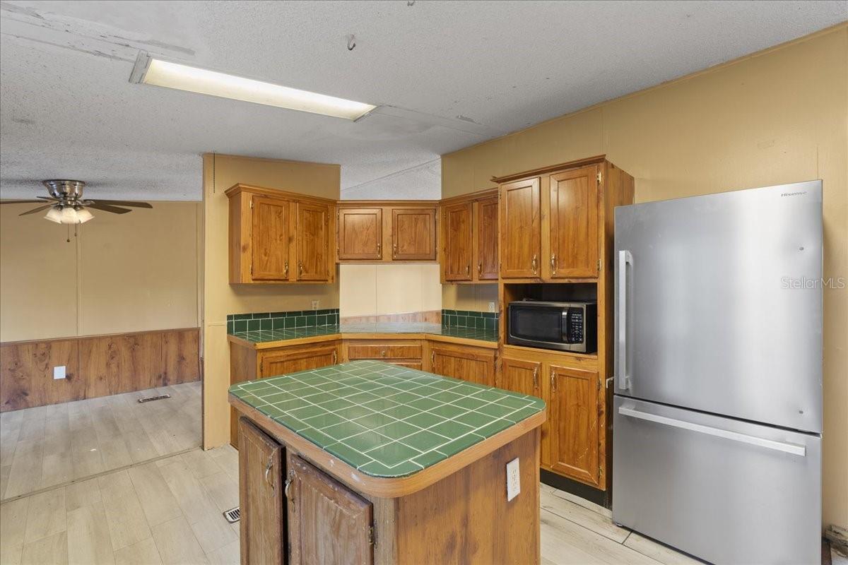 Image 32 of 66 For 19227 187th Avenue