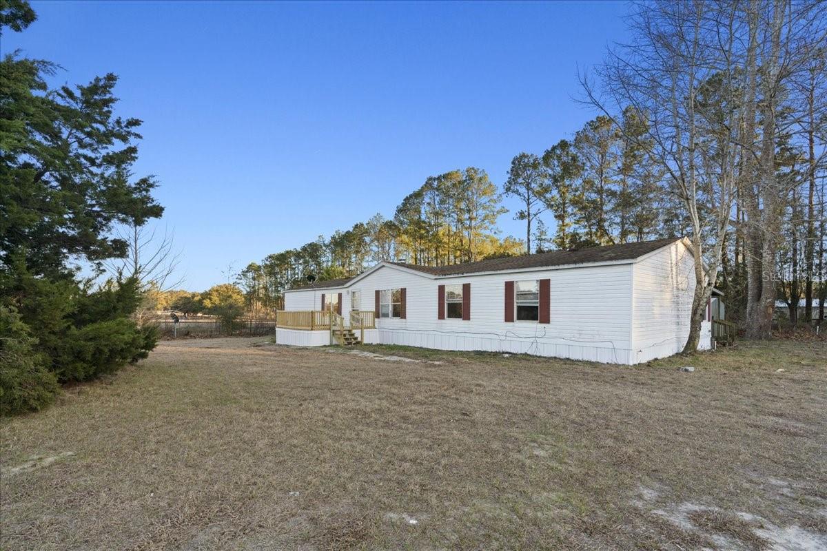 Image 4 of 66 For 19227 187th Avenue