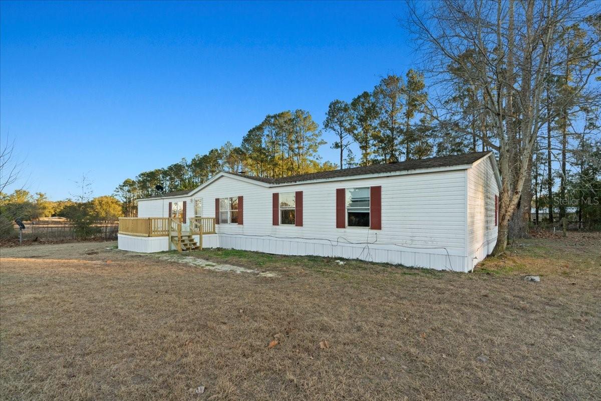 Image 5 of 66 For 19227 187th Avenue